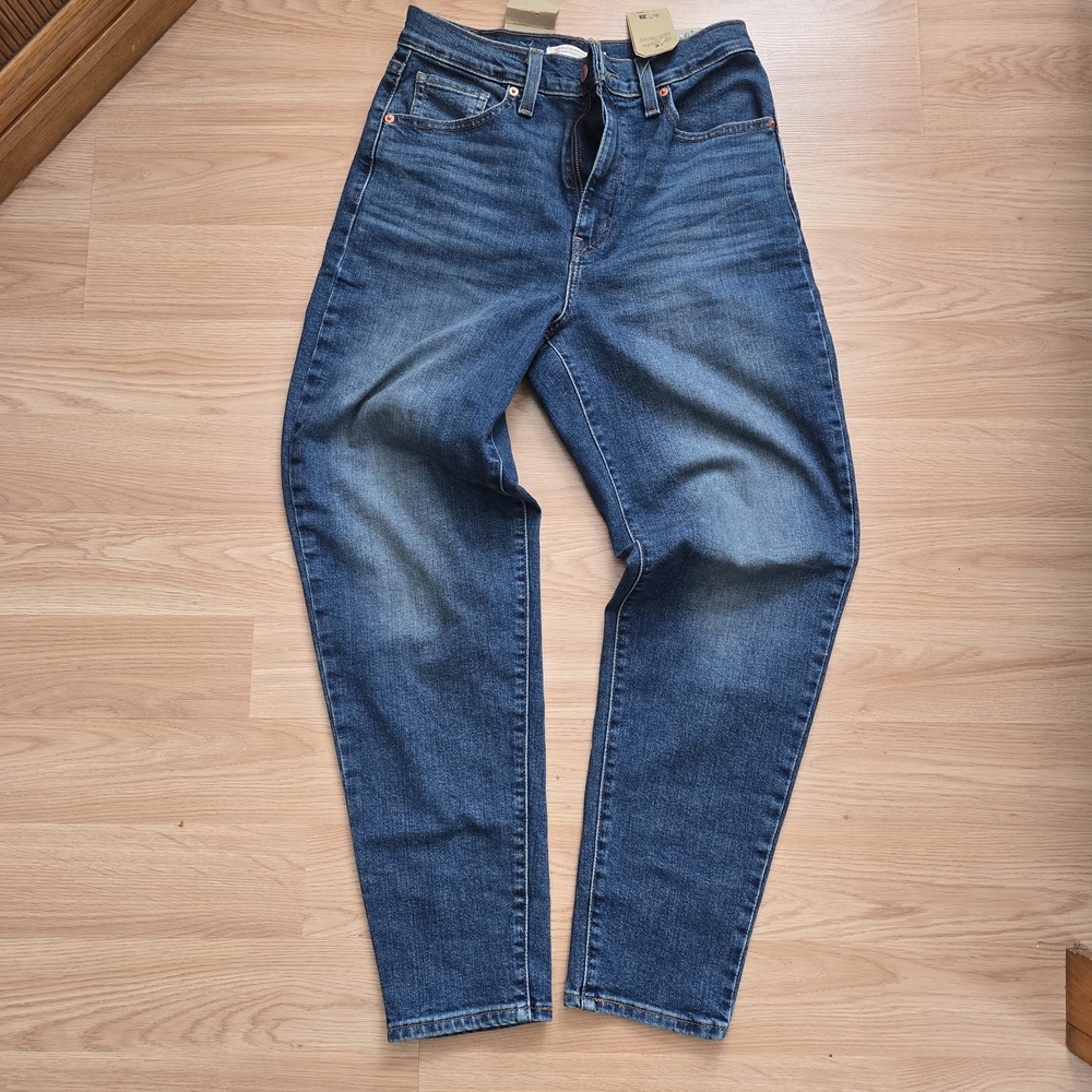 Women's Levi Mom Jeans